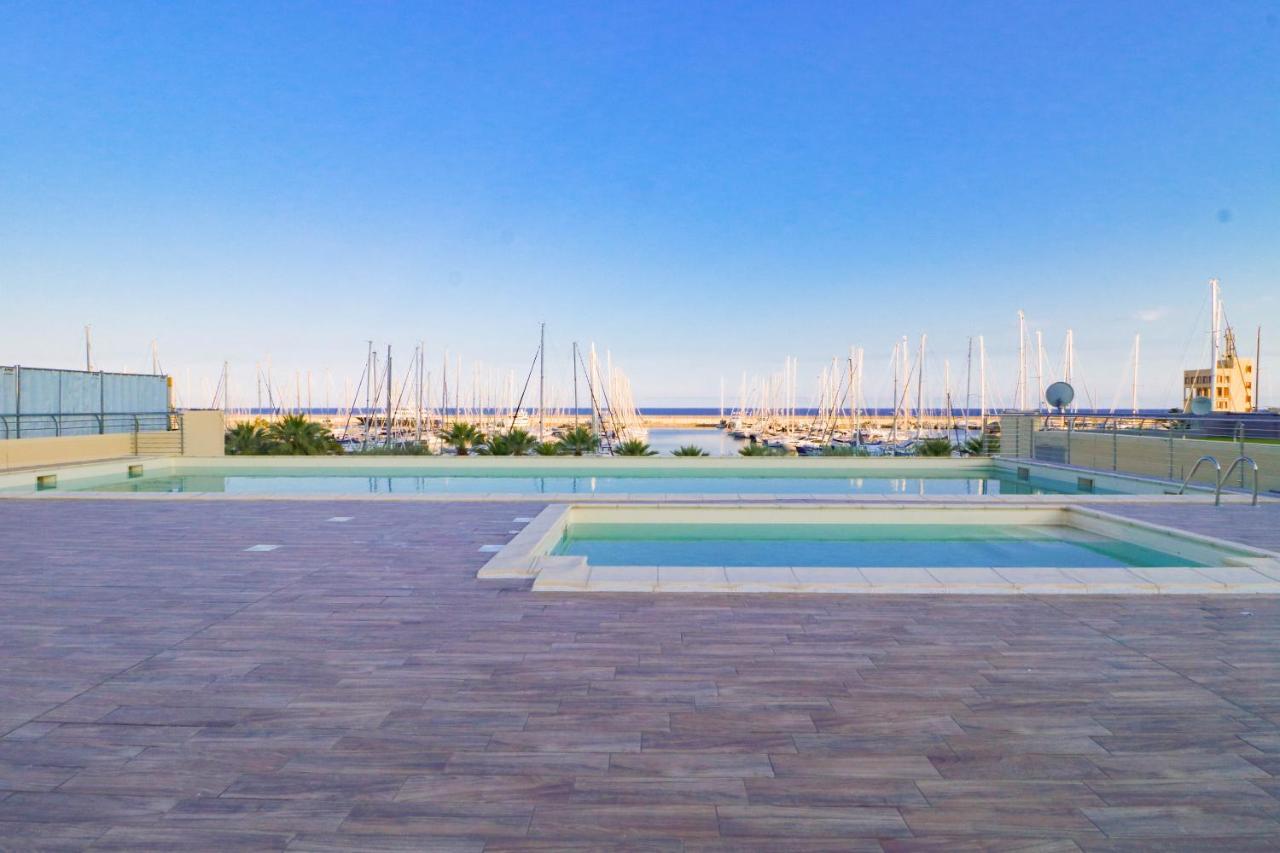 H11 Luxury 9A - Porto - Piscina - Jacuzzi Apartment Santo Stefano al Mare Bagian luar foto