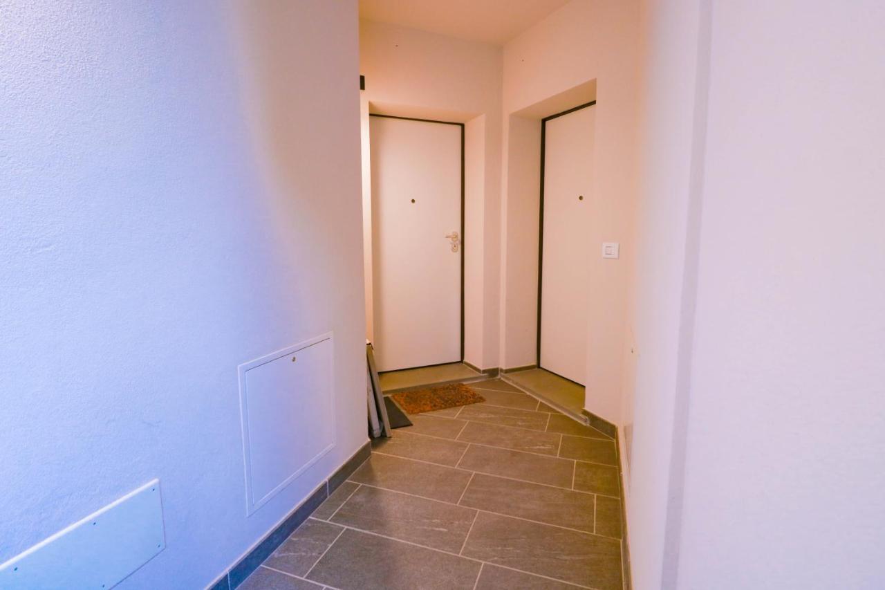 H11 Luxury 9A - Porto - Piscina - Jacuzzi Apartment Santo Stefano al Mare Bagian luar foto