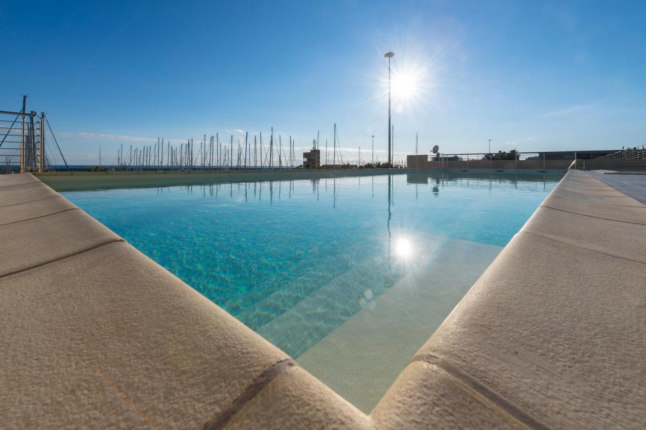 H11 Luxury 9A - Porto - Piscina - Jacuzzi Apartment Santo Stefano al Mare Bagian luar foto